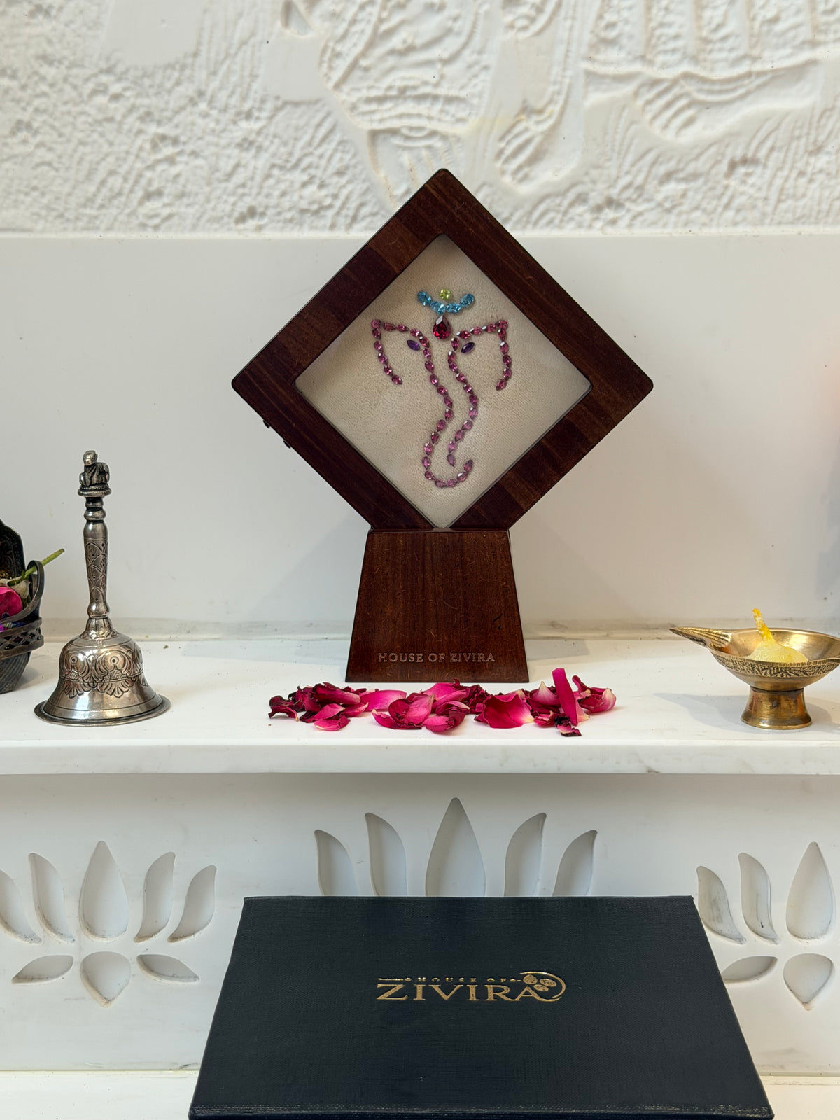 Ganesh Showpiece in Natural Gemstones, Front Facing